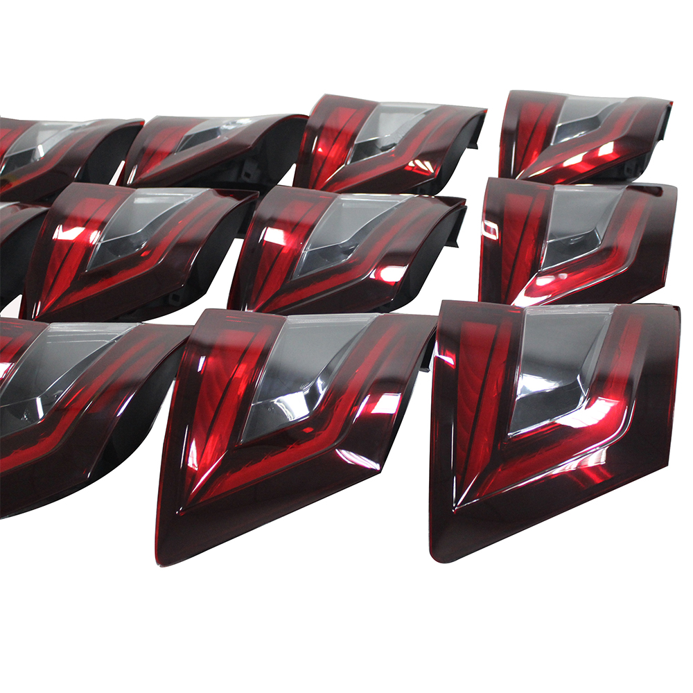 Producci&oacute;n de bajo volumen para l&aacute;mparas Carl